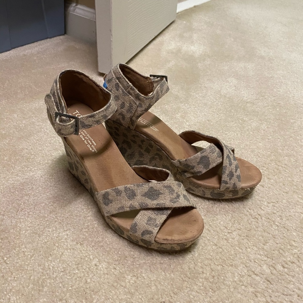 Tom’s Wedge Sandal